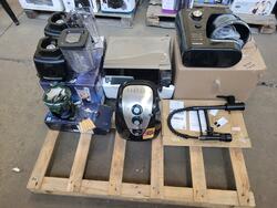 Foto de MICRO-ONDAS MIDEA MASTERCOOK 20L - BATEDEIRA MONDIAL BP-03-B - AIR FRYER MONDIAL AFN-40-BI - FONDUE OSTER HENWICK - 2 LIQUIDIFICADORES OSTER OLIQ610 - TORNEIRA AÇO INOX