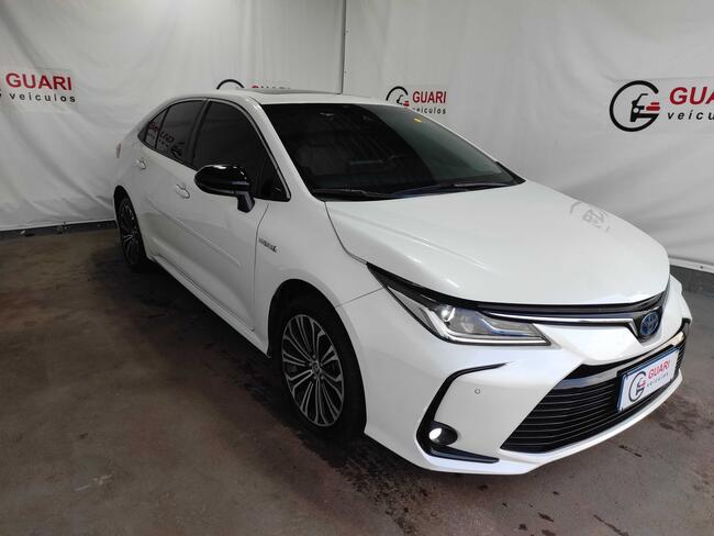 TOYOTA Corolla Altis 1.8 16V Aut. (Híbrido)