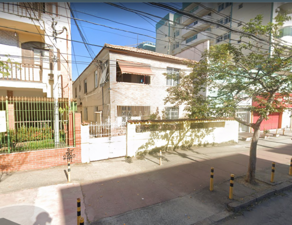 IMÓVEL EM VILA VALQUEIRE