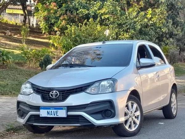 VEÍCULO TOYOTA ETIOS - FOTO MERAMENTE ILUSTRATIVA