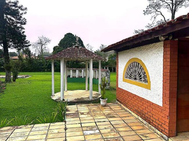 Terreno De 4.497m² Com Casa, Piscina E Edificações – Ipiabas/rj, localizado em Barra Do Piraí - RJ, bairro Ipiabas