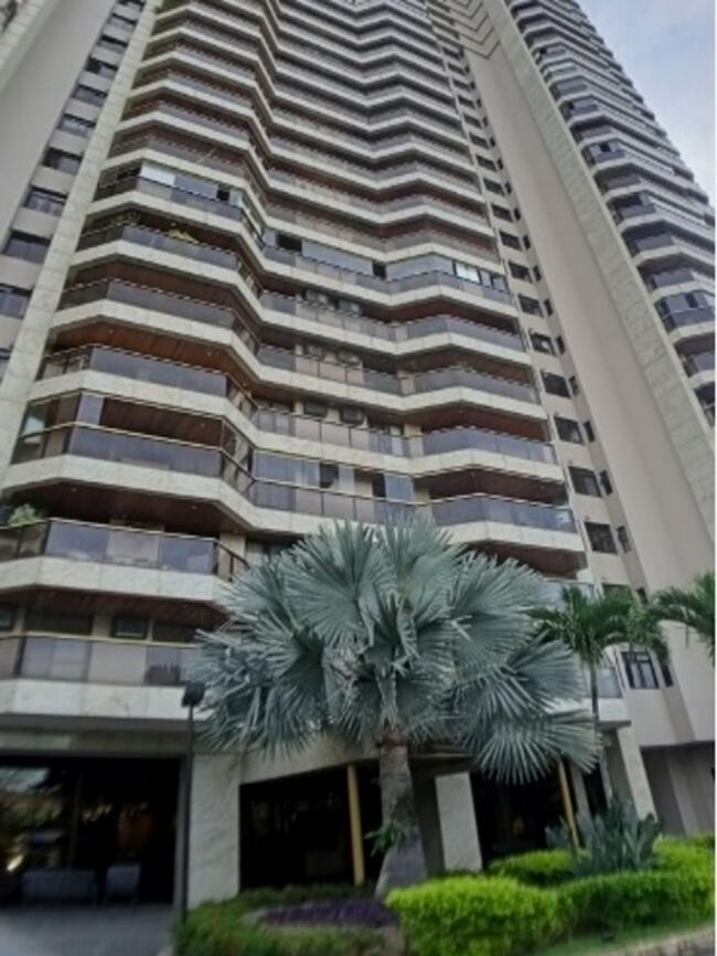 APARTAMENTO DE 165M² NA BARRA DA TIJUCA/RJ