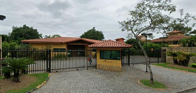 CASA COM 472M² NA BARRA DA TIJUCA