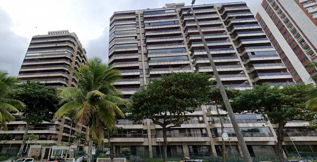 APARTAMENTO COM 210² EM SÃO CONRADO