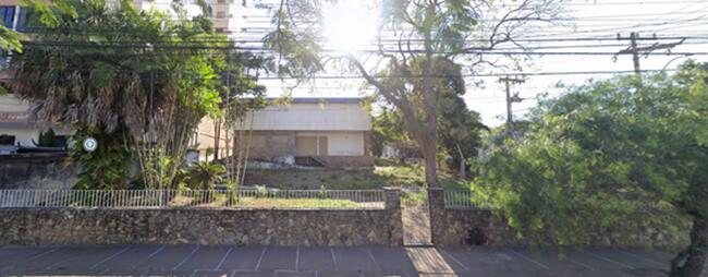 PROPRIEDADE COM TERRENO DE 1.126 M² EM CAMPOS/RJ