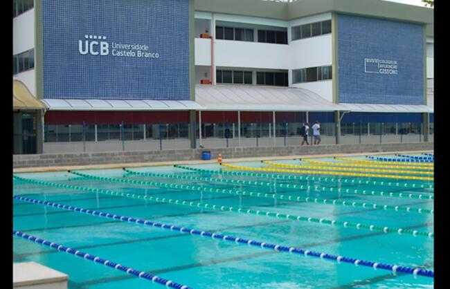 COLEGIO COM 17.500² EM REALENGO