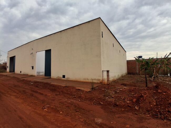2 Lotes- Contendo 1 Galpão Comercial - Itaguari/go, localizado em Itaguari - GO