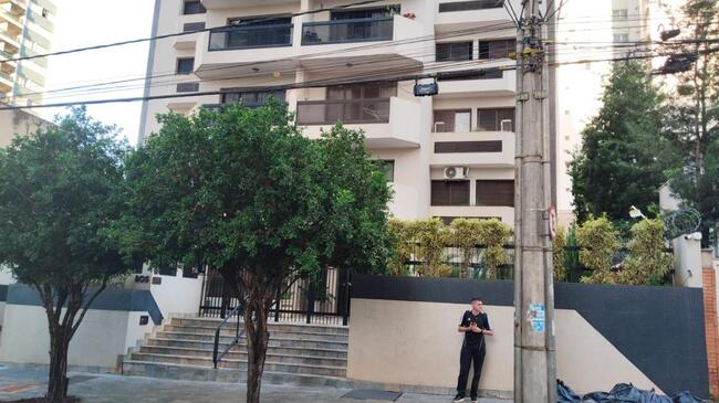 Apartamento 131 No Edifício Ébano – 107,74 M² Privativos Com Vaga De Garagem Na Rua Garibaldi, Nº 805, localizado em Ribeirão Preto - SP