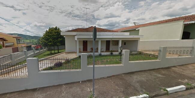 Casa com 350m² em Bom Jesus dos Perdões-SP