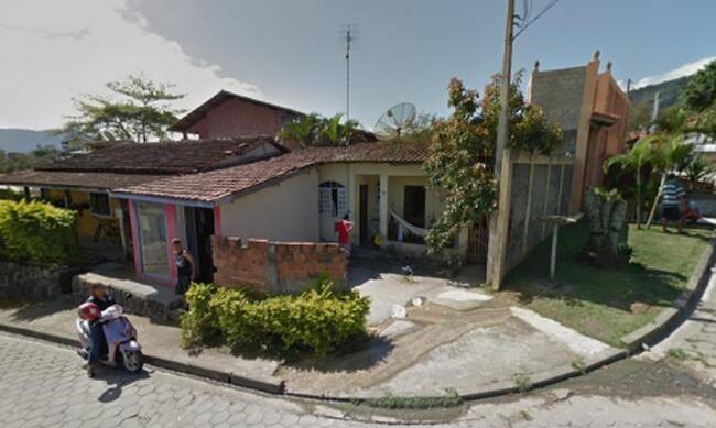 Terreno com 302 m² em Ilhabela-SP