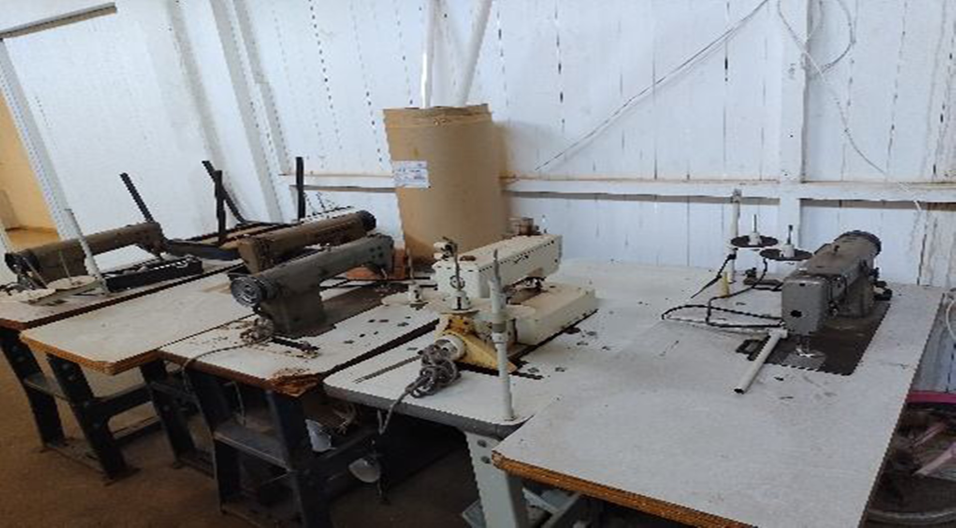 01 máquina de transporte duplo Mitsubishi - leilão judicial - Não informado BR - lance mínimo R$ 1.400