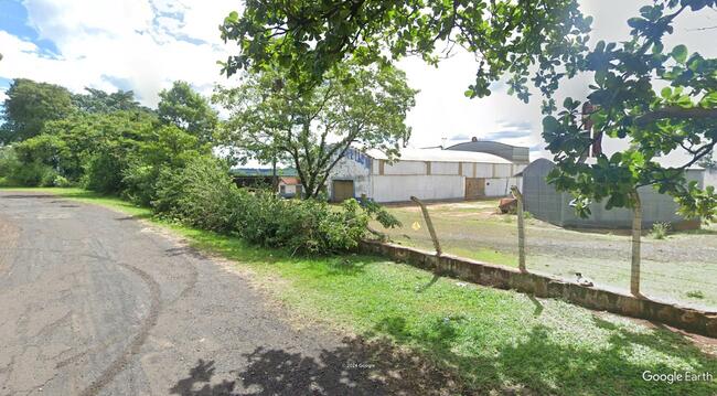 Imóvel C/ 137.606,43m² Em Cambará/pr, localizado em Cambará - PR