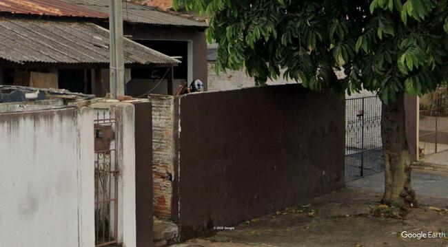 Imóvel C/ 200m² No Conj. Hab. José Mauricio Barroso Em Londrina/pr, localizado em Londrina - PR
