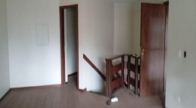 Apto Duplex Nº 162 Do Cond. Res. Serra Verde Em Londrina/pr, localizado em Londrina - PR
