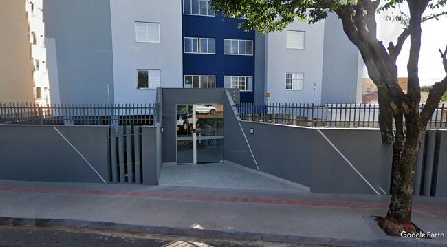 Apto Nº 104 Do Ed. Adriana Em Londrina/pr, localizado em Londrina - PR
