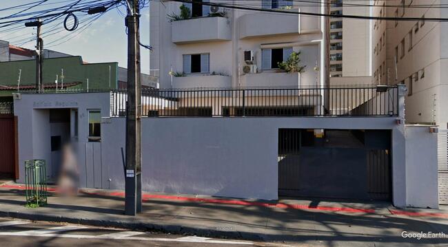 Apto Nº 104 Do Ed. Res. Requinte Em Londrina/pr, localizado em Londrina - PR