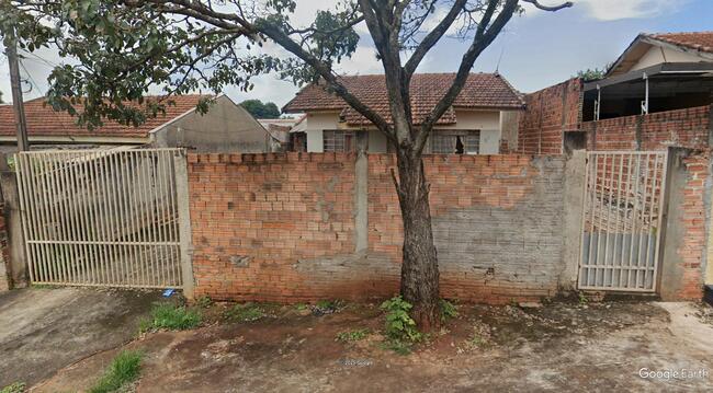 Direitos - Imóvel C/ 230m² No Conj. Hab. José Giordano Em Londrina/pr, localizado em Londrina - PR