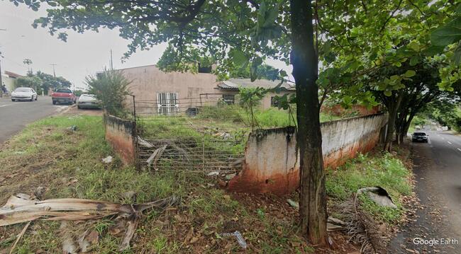 Imóvel C/ 426,88m² No Conj. Hab. Prof. Hilda Mandarino Em Londrina/pr, localizado em Londrina - PR