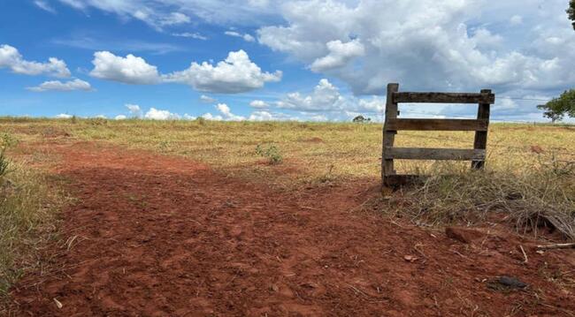 50% De Um Imóvel C/ 5,17 Alq. Em Loanda/pr, localizado em Loanda - PR