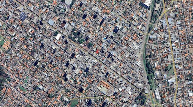 20% De Um Imóvel C/ 675m² No Centro De Arapongas/pr, localizado em Arapongas - PR