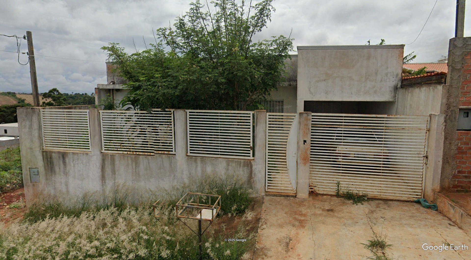 Lote 2.1 - direitos - imóvel c/ 253,66m² no jardim casa grande iii em ivaiporã/pr
