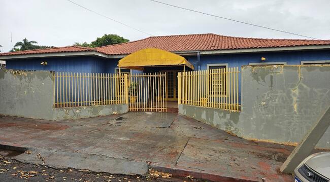 Imóvel C/ 600m² No Centro De Porecatu/pr, localizado em Porecatu - PR