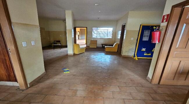 Imóvel C/ 600m² No Centro De Porecatu/pr, localizado em Porecatu - PR