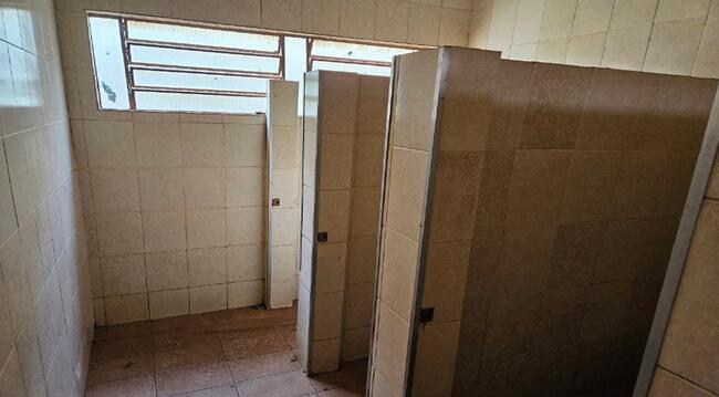 Imóvel C/ 600m² No Centro De Porecatu/pr, localizado em Porecatu - PR