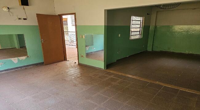Imóvel C/ 600m² No Centro De Porecatu/pr, localizado em Porecatu - PR