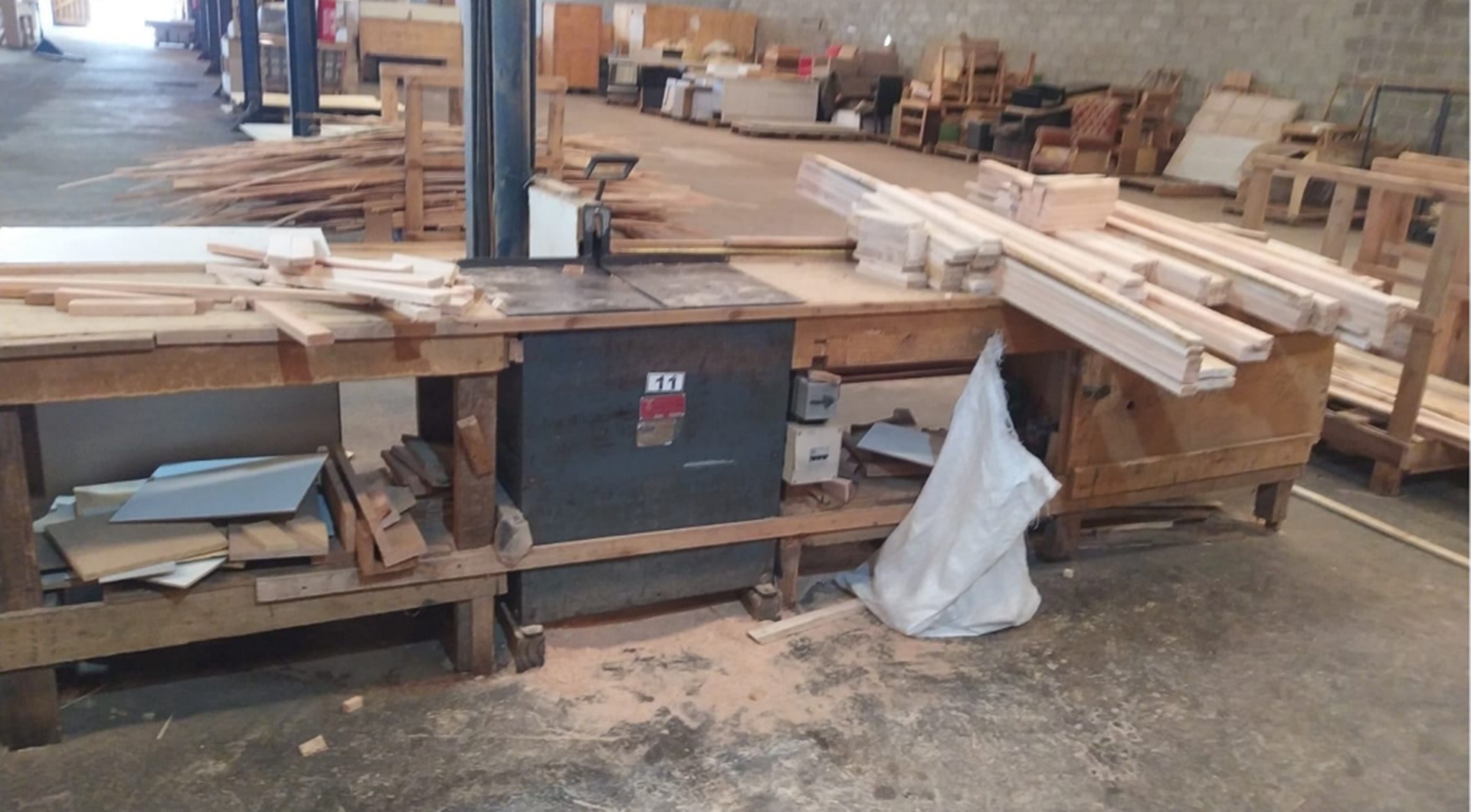 01 máquina Destopadeira - leilão judicial - Não informado BR - lance mínimo R$ 3.570