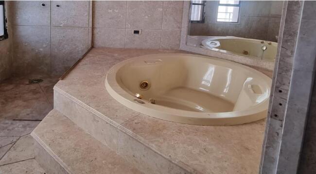 Apto Duplex Nº 1.101 Do Cond. Res. Ariane Em Londrina/pr, localizado em Londrina - PR