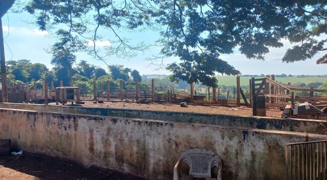 Imóvel C/ 01 Alq. Na Gleba Rio Verde Em Ubiratã/pr, localizado em Ubiratã - PR