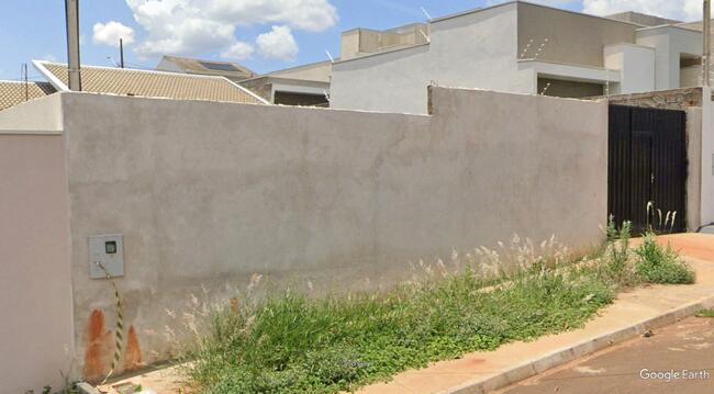 Direitos - Imóvel C/ 234m² No Jardim Casa Grande Em Ivaiporã/pr, localizado em Ivaiporã - PR