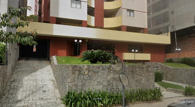 Apto Nº 1.003 Do Ed. Sun Garden Em Curitiba/pr, localizado em Curitiba - PR, bairro Cristo Rei