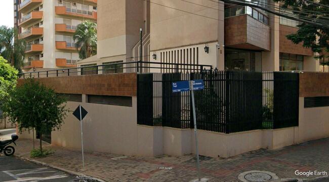 Apto Nº 01 Do Ed. Embaixador Em Londrina/pr, localizado em Londrina - PR