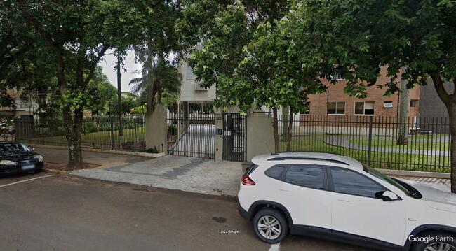 Apto Nº 201 Em Ed. Solar Das Palmeiras Em Paranavaí/pr, localizado em Paranavaí - PR