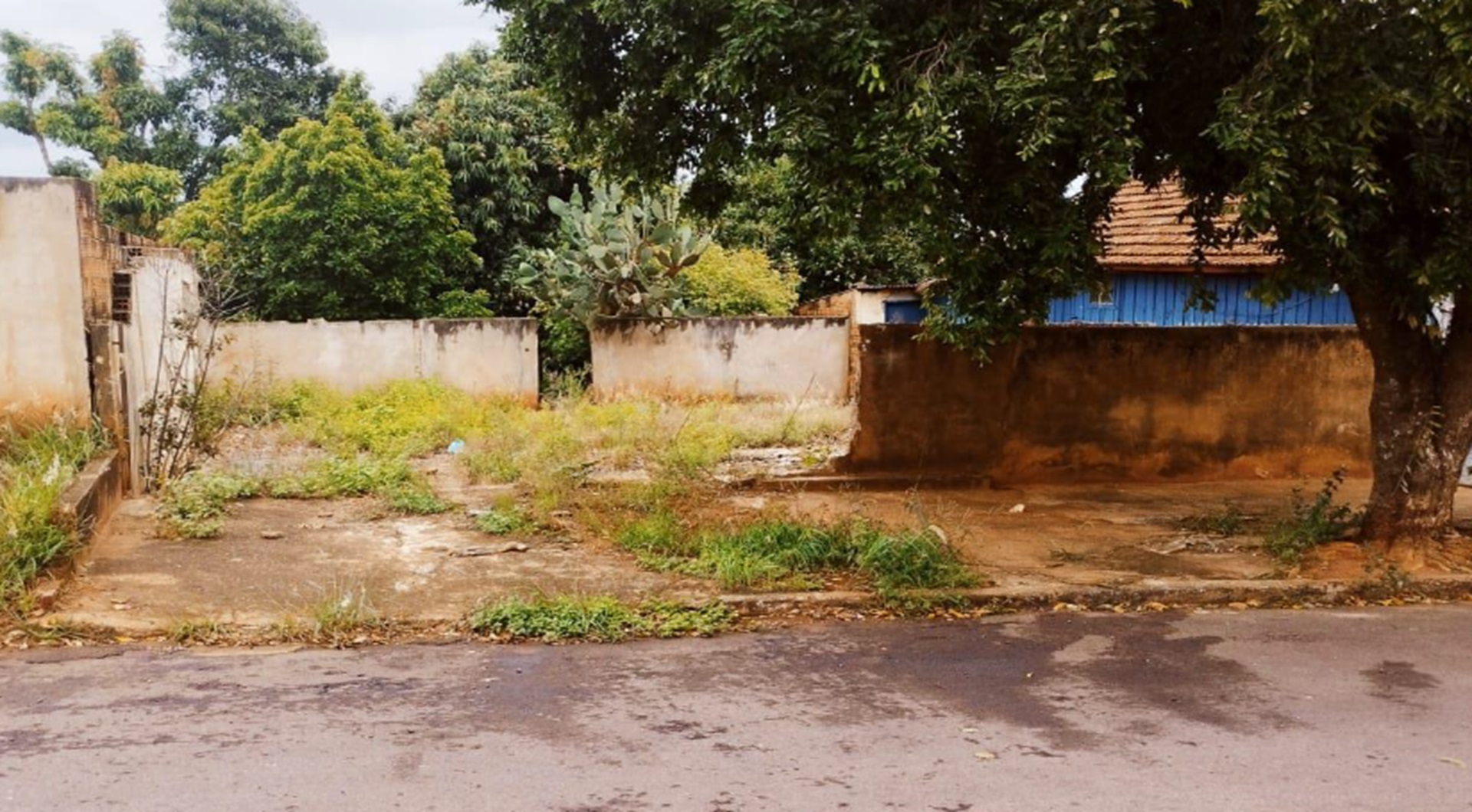 Imóvel c/ 500m² em Santo Inácio/PR - leilão judicial - Não informado BR - lance mínimo R$ 42.500