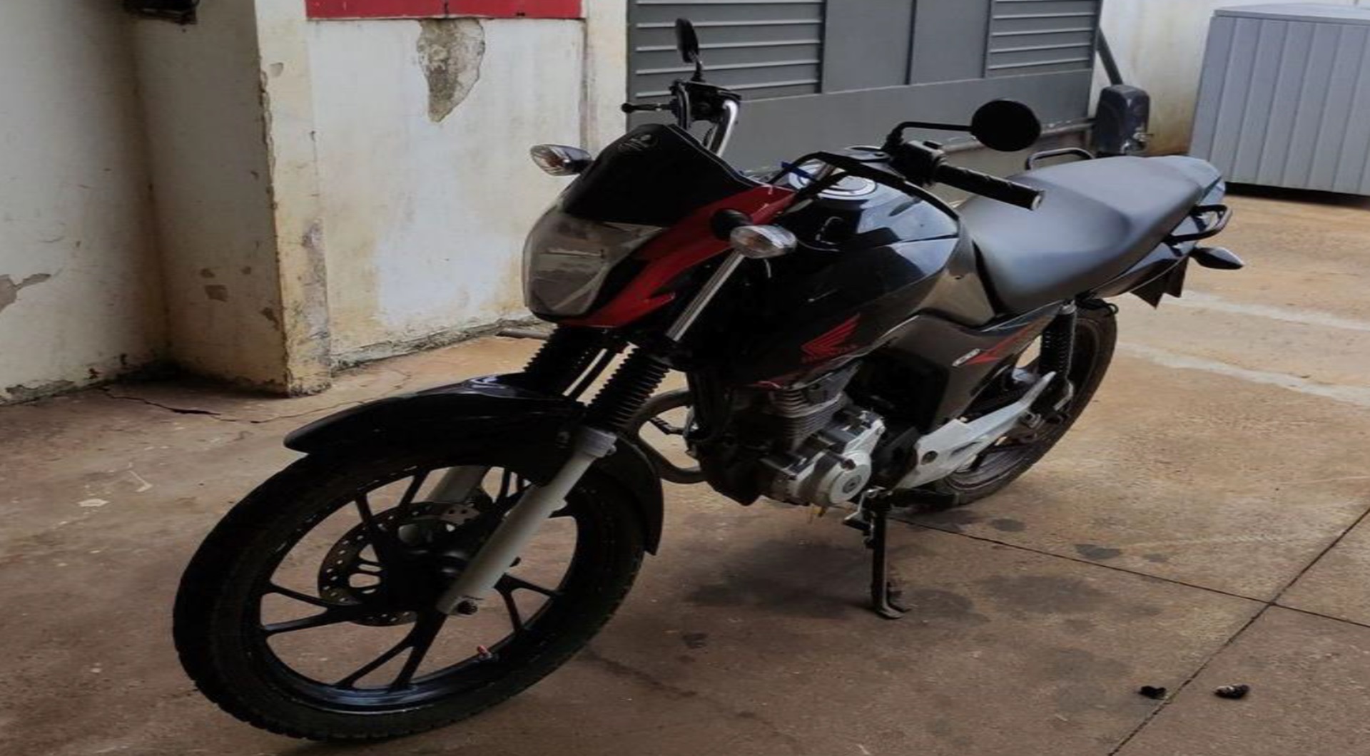 SUCATA - Honda Fan 160, 20/21 em Pitanga/PR - leilão judicial - Pitanga PR - lance mínimo R$ 240