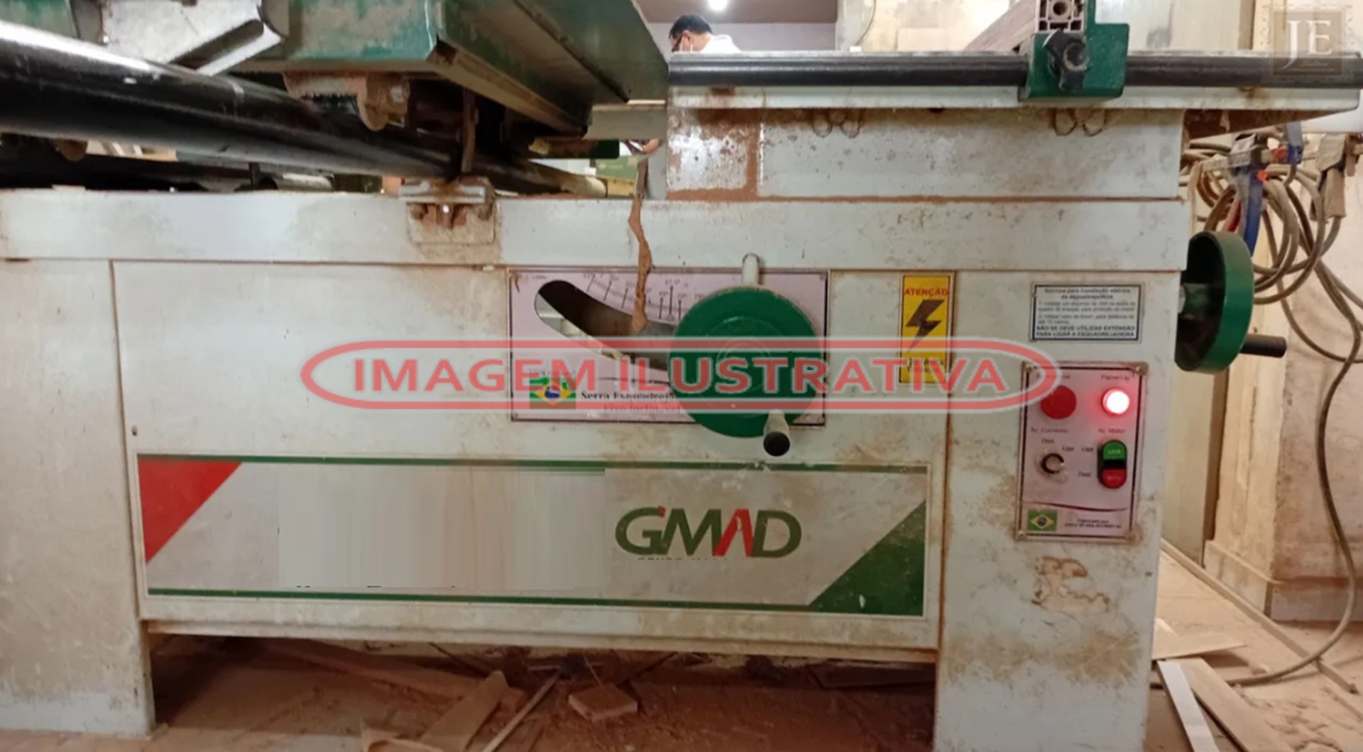 01 serra esquadrejadeira, marca Seg - leilão judicial - Não informado BR - lance mínimo R$ 4.500