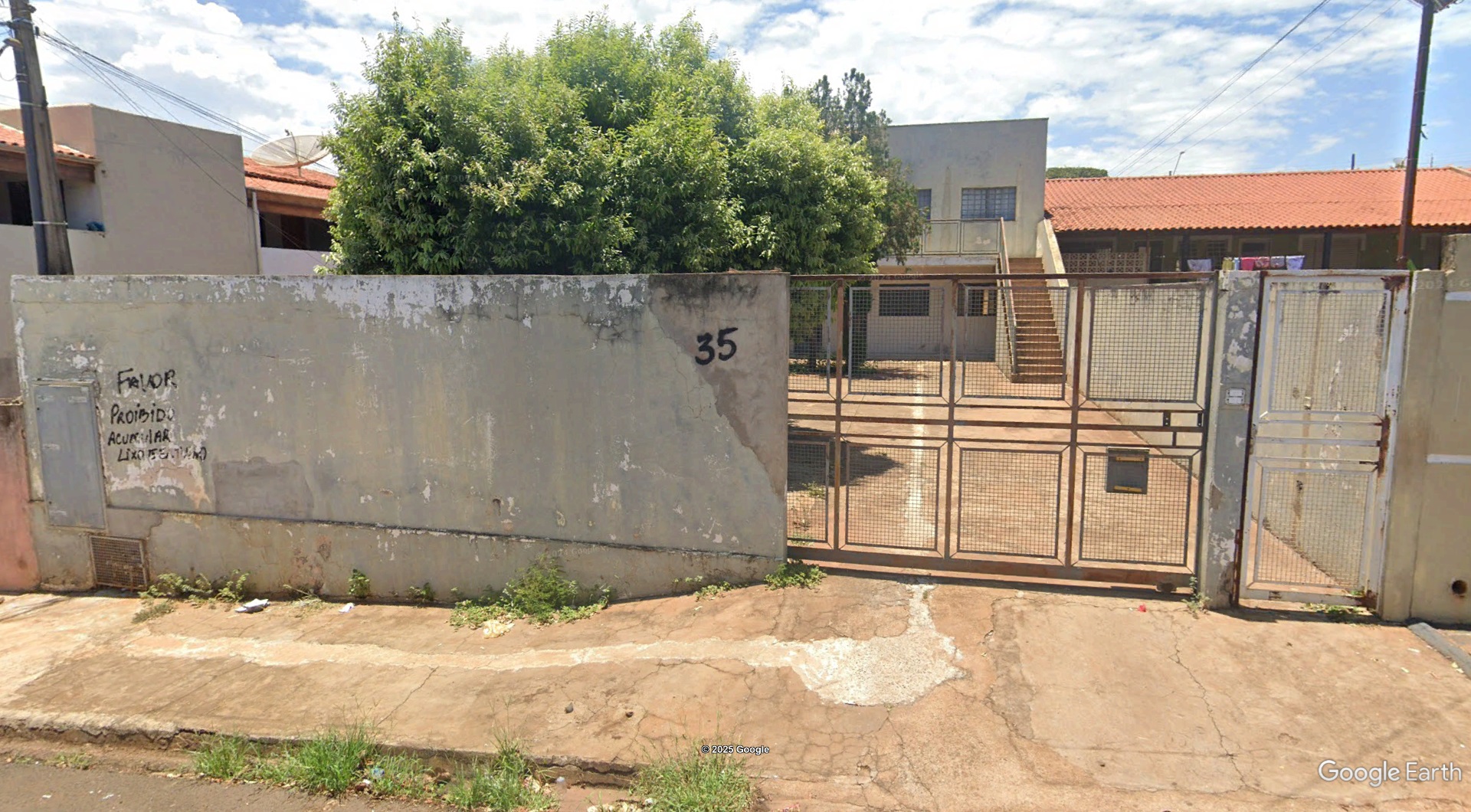 Imóvel c/ 346,50m² no Lot. Gammarano em Bandeirantes/PR - leilão judicial - Bandeirantes PR - lance mínimo R$ 372.250