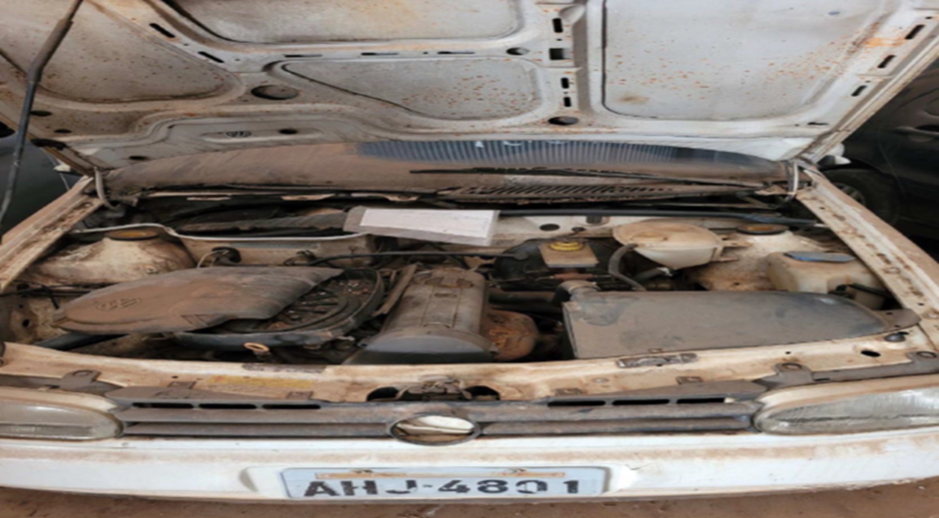 SUCATA - Gol MI, 97/97 em Arapongas/PR - leilão judicial - Arapongas PR - lance mínimo R$ 300