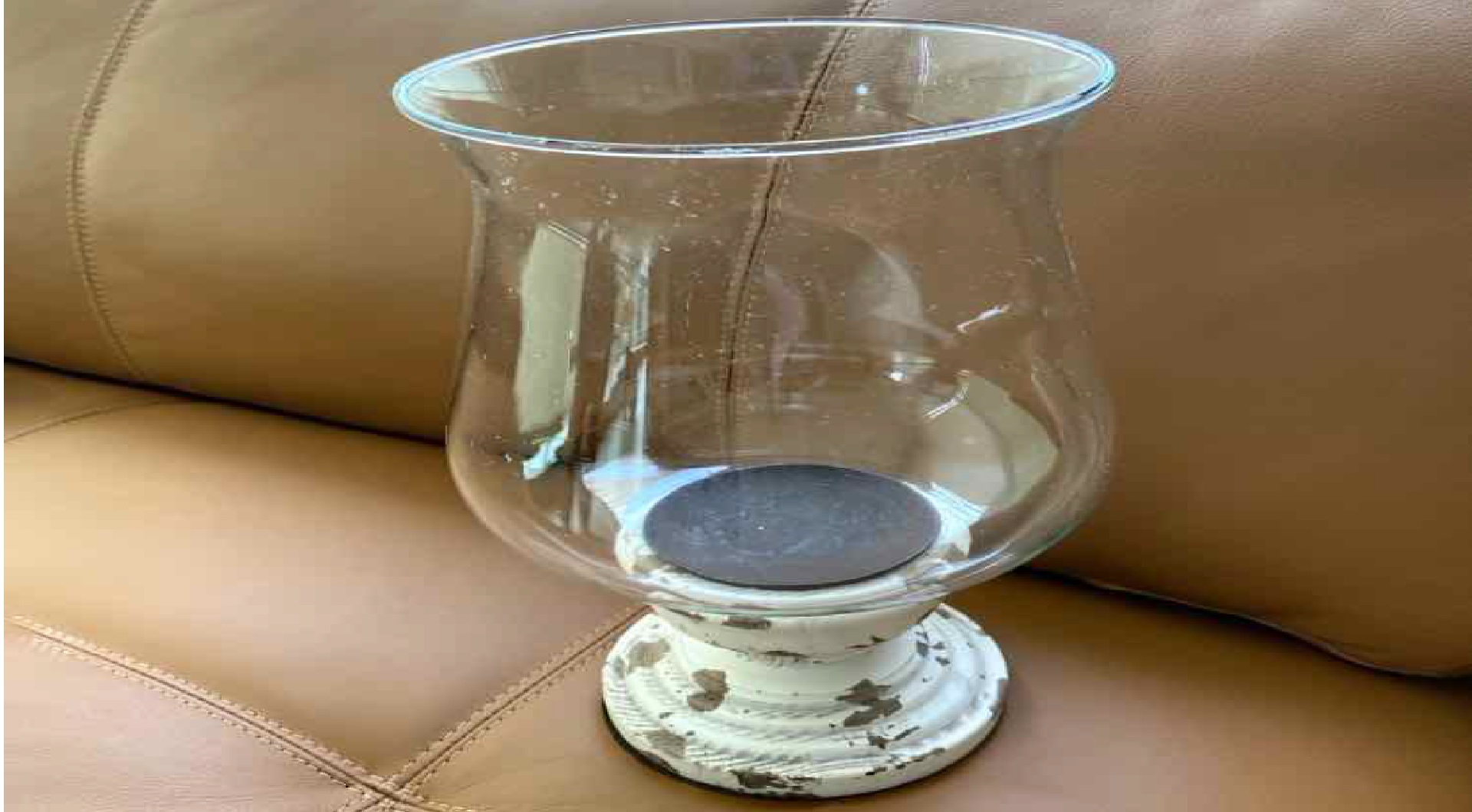 01 castiçal patina branca - leilão judicial - Não informado BR - lance mínimo R$ 150