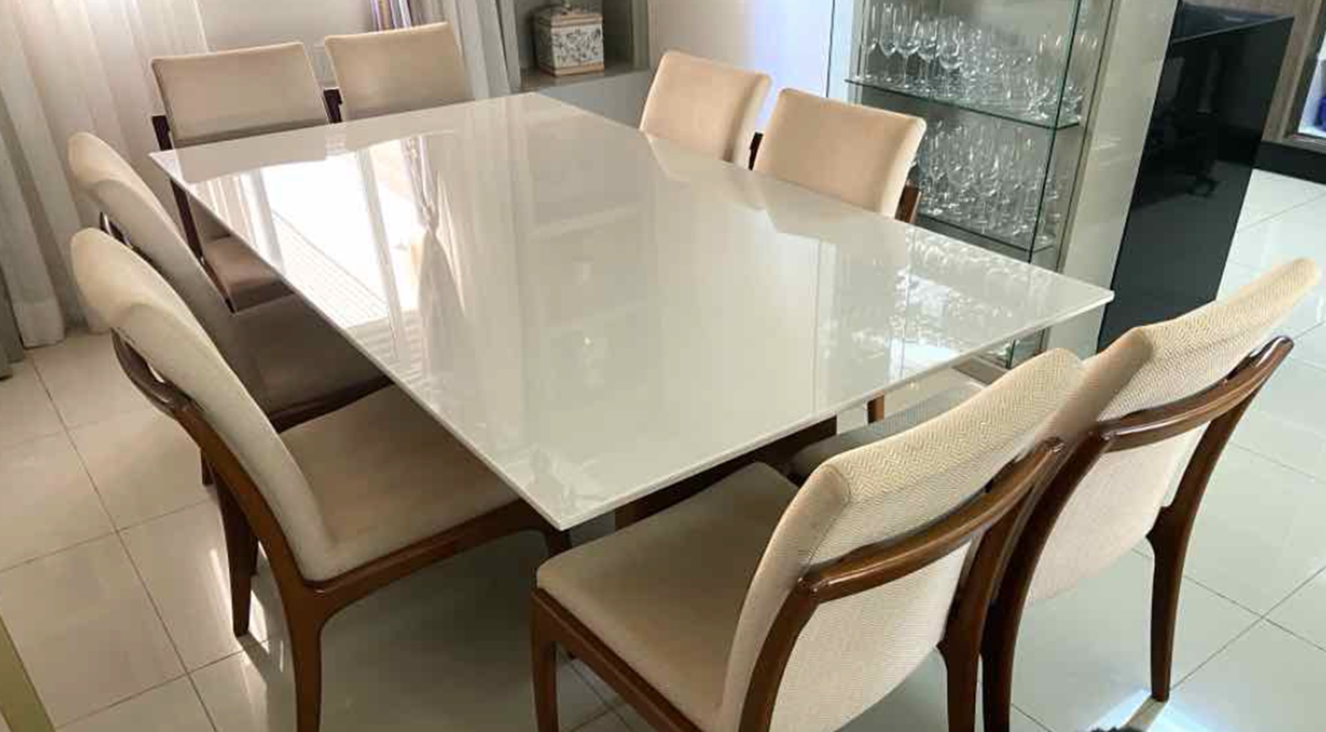 01 mesa de jantar - leilão judicial - Não informado BR - lance mínimo R$ 2.500