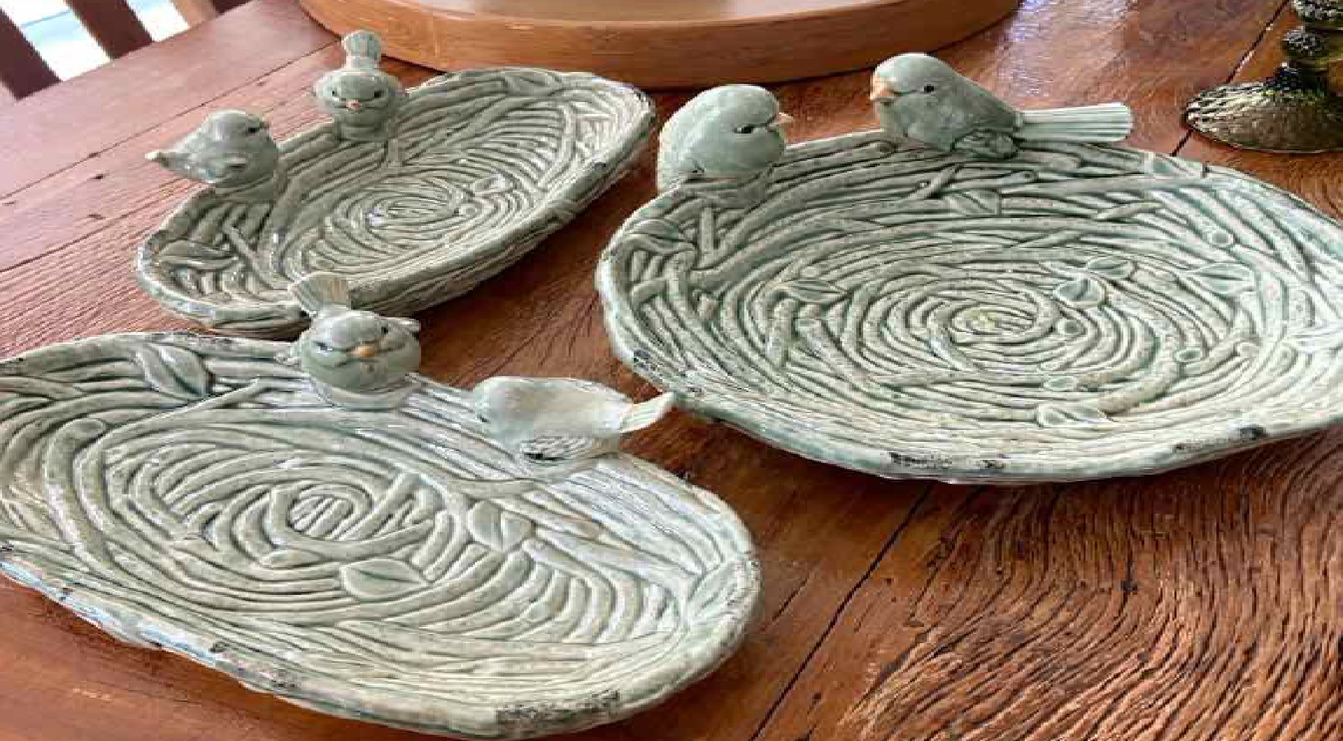 03 petisqueiras verdes de pássaros - leilão judicial - Não informado BR - lance mínimo R$ 150