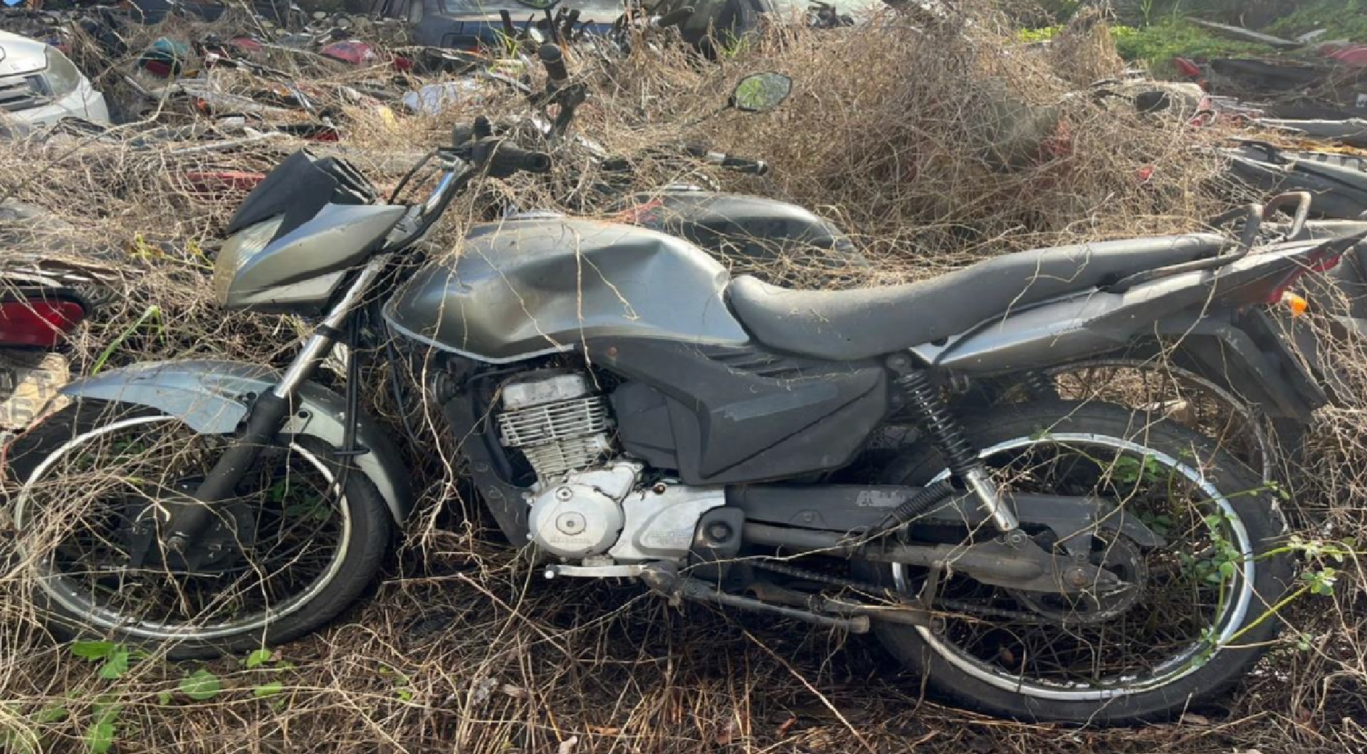 SUCATA - Honda CG 150 ESD em Ibaiti/PR - leilão judicial - Ibaiti PR - lance mínimo R$ 240