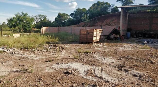 Direitos - Imóvel C/ 2.921,15m² Em Apucarana/pr, localizado em Apucarana - PR, bairro Gleba Nova Ukrania