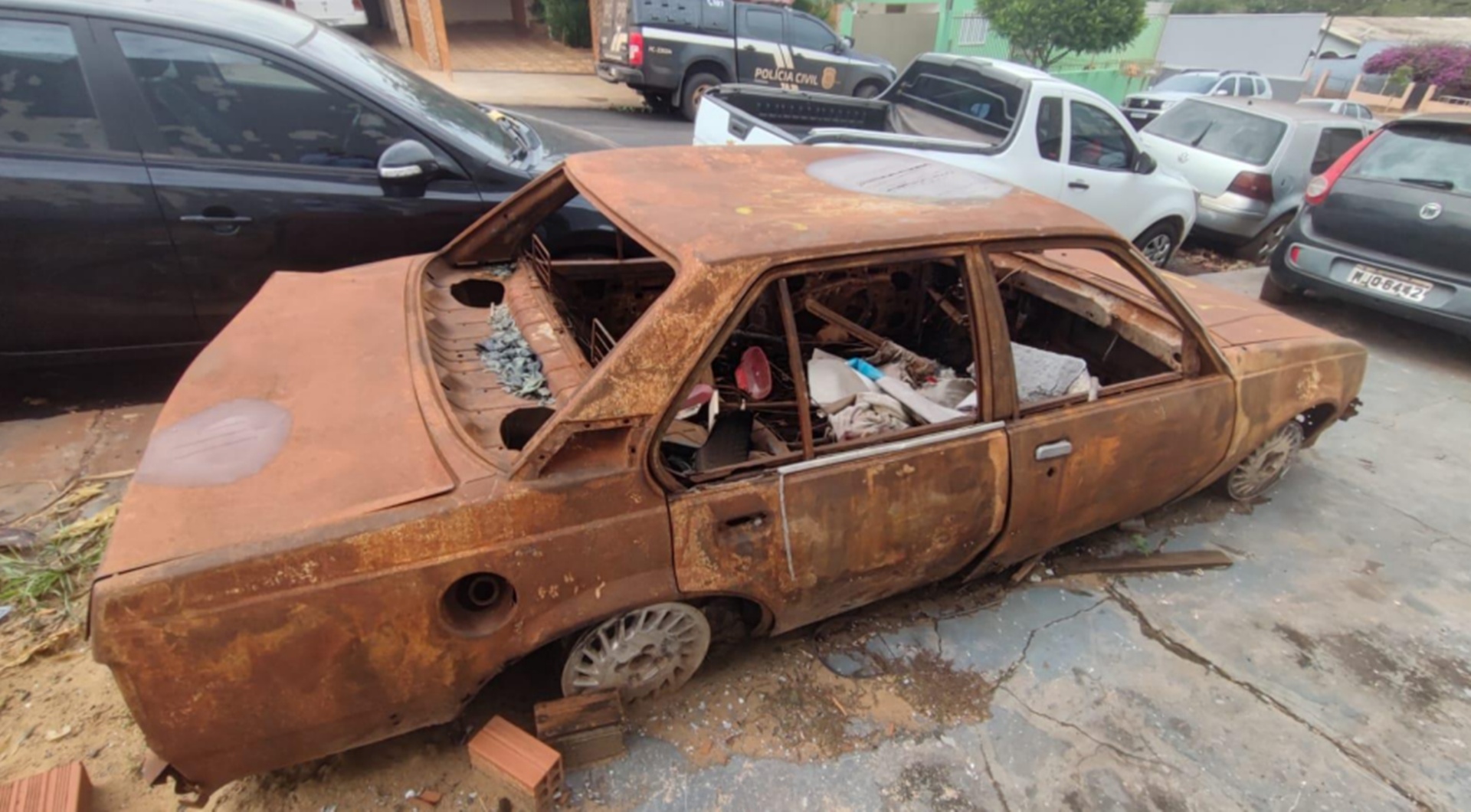 Sucata - GM Monza, 98/98 em São João do Ivaí/PR - leilão judicial - Não informado BR - lance mínimo R$ 0