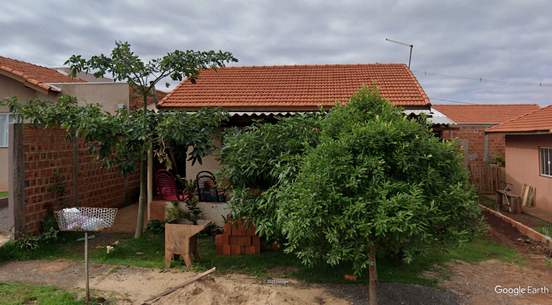 Direitos - Imóvel c/ 161,60m² em Palotina/PR - leilão judicial - Palotina PR - lance mínimo R$ 52.321