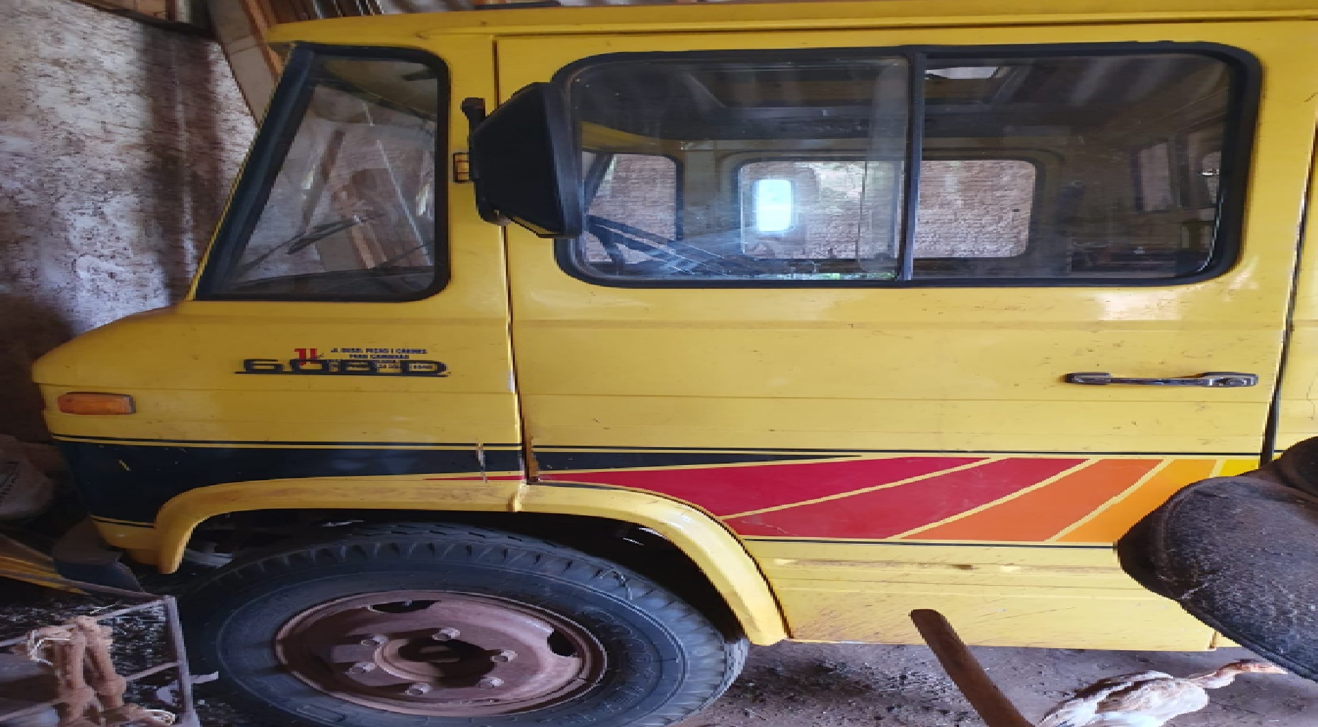 M. Benz L 608, 82/82 em Ribeirão do Pinhal/PR - leilão judicial - Não informado BR - lance mínimo R$ 30.000