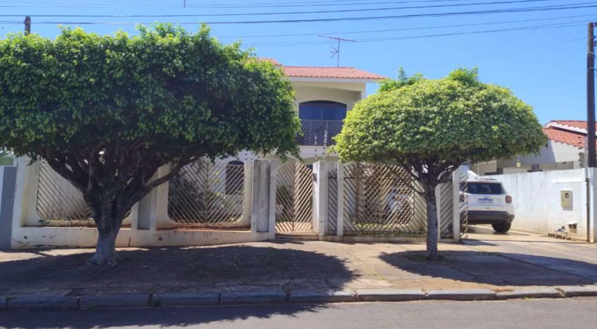 Imóvel c/ 390m² no Jardim Curitiba em Goioerê/PR - leilão judicial - Não informado BR - lance mínimo R$ 568.000